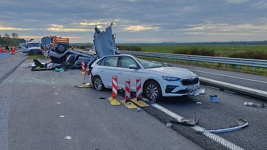 Promet autocestom u smjeru Zagreba i dalje je zatvoren za promet